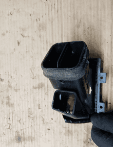 Kratka nawiewu powietrza prawy przód BMW 3 E46 8361898 5