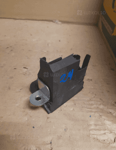 zamek klapy tylnej passat b6 kombi 1k6 827 505 1