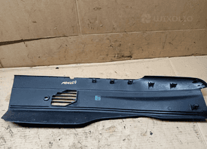 Osłona zaślepka tunelu prawa Ford Mondeo MK3 3