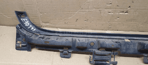 Ślizg zderzaka tył środkowy BMW 3 E90 7058522 2