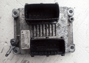 Opel Corsa C 1.2 komputer silnika 1