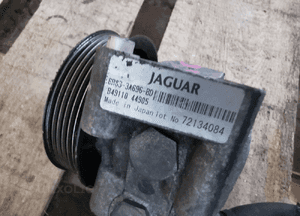 POMPA WSPOMAGANIA 6R833A696BD JAGUAR XJ X350 2.7 D 2