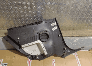 Boczek tylny prawy renault clio iii 8200487641 2