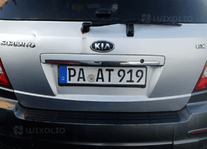 Klapa bagażnika tył tylna Kia Sorento 2