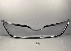 Listwa chrom grilla przód skoda rapid 5JA 1