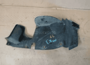 Osłona silnika prawa Ford Mondeo MK3 1S71-6P013-DF 1