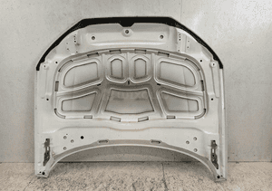 Maska pokrywa silnika audi A4 B9 8W 2015- 4