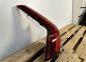 Lampa tył tylna lewa volvo V60 ii iii 2018- kombi 32228900 usa kanada cała 3