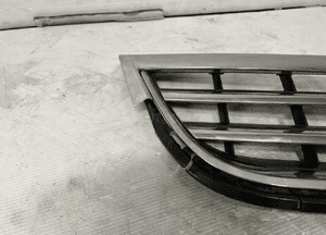 Atrapa przod grill przedni vw touareg 2003-2007 3