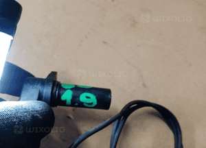 Czujnik położenia wału VW Passat B5 1.9 TDI 038907319E 6