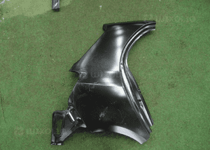 Toyota yaris 05-11 5D blotnik tylny prawy