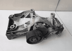 Opel insignia 2.0 cdti łapa alternatora 55562863 1