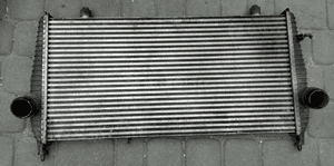 Peugeot 407 2.2 2.7 HDI intercooler chlodnica powietrza 2
