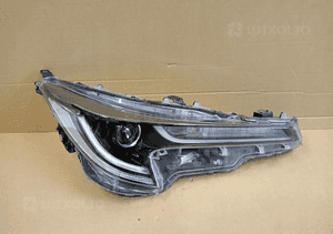 Lampa prawa prawy full led toyota corolla E21 hb kombi 19- 1
