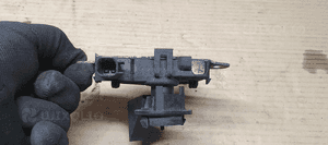 Zamek rygiel maski przód Ford Focus MK2 3M51-16700-AB 2
