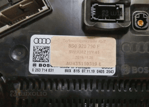 Licznik Audi TT 8S0920790F 3