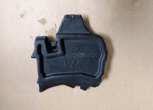 Wygłuszenie osłona podszybia prawe lewe yaris iv 4 55815-K0010 55735-K0010 2