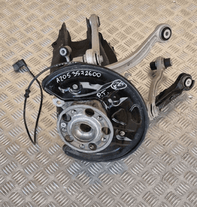 MERCEDES W205 ZWROTNICA WAHACZ PRAWY TYŁ TYLNA A2053572600 A2053521900 1