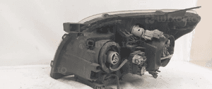 .  PRZOD PRZEDNIA LAMPA PRAWA TOYOTA AVENSIS T25 4