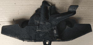 Toyota Corolla Verso lift zamek maski 04-08 4