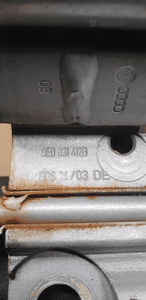 Zawias zawiasy drzwi prawy przód para Audi A4 B6 8E0831412B 4
