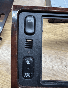 MERCEDES ML 163 lift  panel klimatyzacji drewno  dekor low range 5