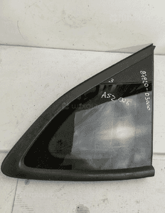 Szyba karoseryjna prawa 87820-D3000 hyundai tucson iii 1