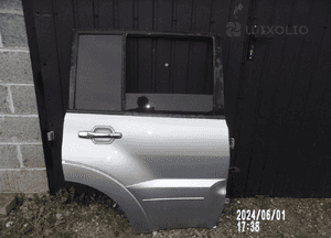 Mitsubishi Pajero IV Drzwi tylne Prawe