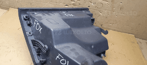 Schowek pasażera Europa VW Fox 5Z0857101 5Z0857097 6