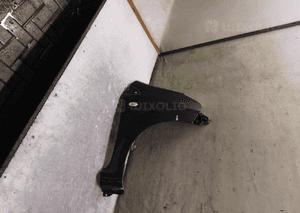 Błotnik przód przedni  prawy do toyota aygo szary 1E0 2