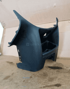 Panel środkowy osłona konsoli Nissan Note E11 689309U100 2