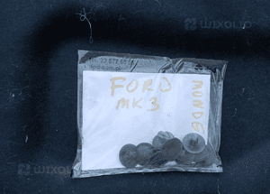 Wygłuszenie maski podbitka Ford Mondeo MK3 6