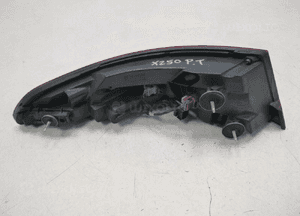 Jaguar xf X250 lampa prawy tył prawa 8X23-13404-BD 11