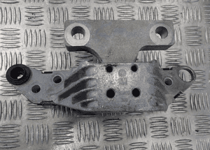 Łapa poduszka silnika opel astra k 1.4 turbo 13363900 radom 1