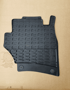 Dywaniki gumowe Audi Q7 4L2061501 przód RL 3
