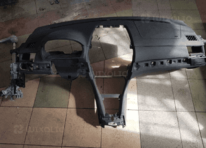 deska rozdzielcza bmw x 3 e 83