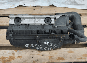 Obudowa filtra powietrza mercedes W210 W203 2.2 cdi 2.7 cdi A0000945568 4