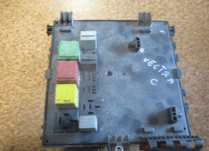 MODUŁ SKRZYNKA BSI OPEL VECTRA C 13205774 3