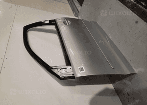 Drzwi przód przednie lewe vw volkswagen polo 9N3 lift fl LA7W srebrne 4
