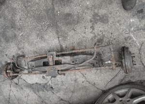 Mazda 323 323f BJ 98-03 Sanki belka wahaczami tył 4