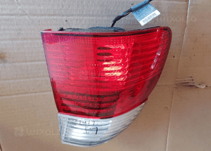 lampa lewa tył bmw e 39 kombi lift 1