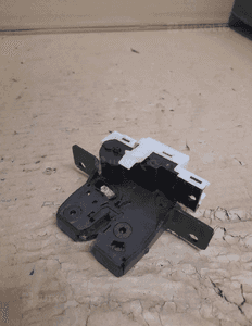 Zamek klapy bagażnika renault scenic ii 8200075240 4
