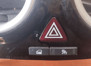 PANEL ŚRODKOWY KONSOLI KRATKI NAWIEWU WYŚWIETLACZ OPEL CORSA D 3