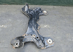 Sanki 1J0199313B Belka Wózek Zawieszenia Trawers Przod Przednia VW Golf IV 4 Audi A3 8L Seat Leon Skoda 17
