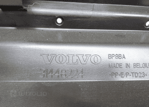 Volvo XC40 listwa progowa prawa 31448224 8