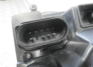 Lampa przednia przód prawa vw golf 5 v gt 1K6 czarna 2003-2009 10