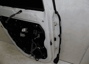 Volvo XC60 i lift 13-17 drzwi lewe tył kompletne 614-46 5