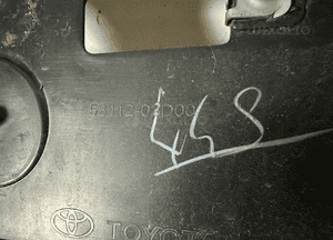 Zderzak przód przedni toyota corolla xii 12 E21 2019- sedan  kratka atrapa 9