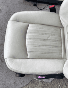 VIANO 639 fotel przedni przód fotele podłokietnik x-clusive skora LIFT 5