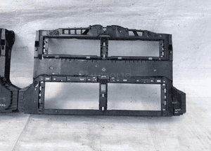 Ford focus MK4 pas przedni wzmocnienie czołowe 18- 2